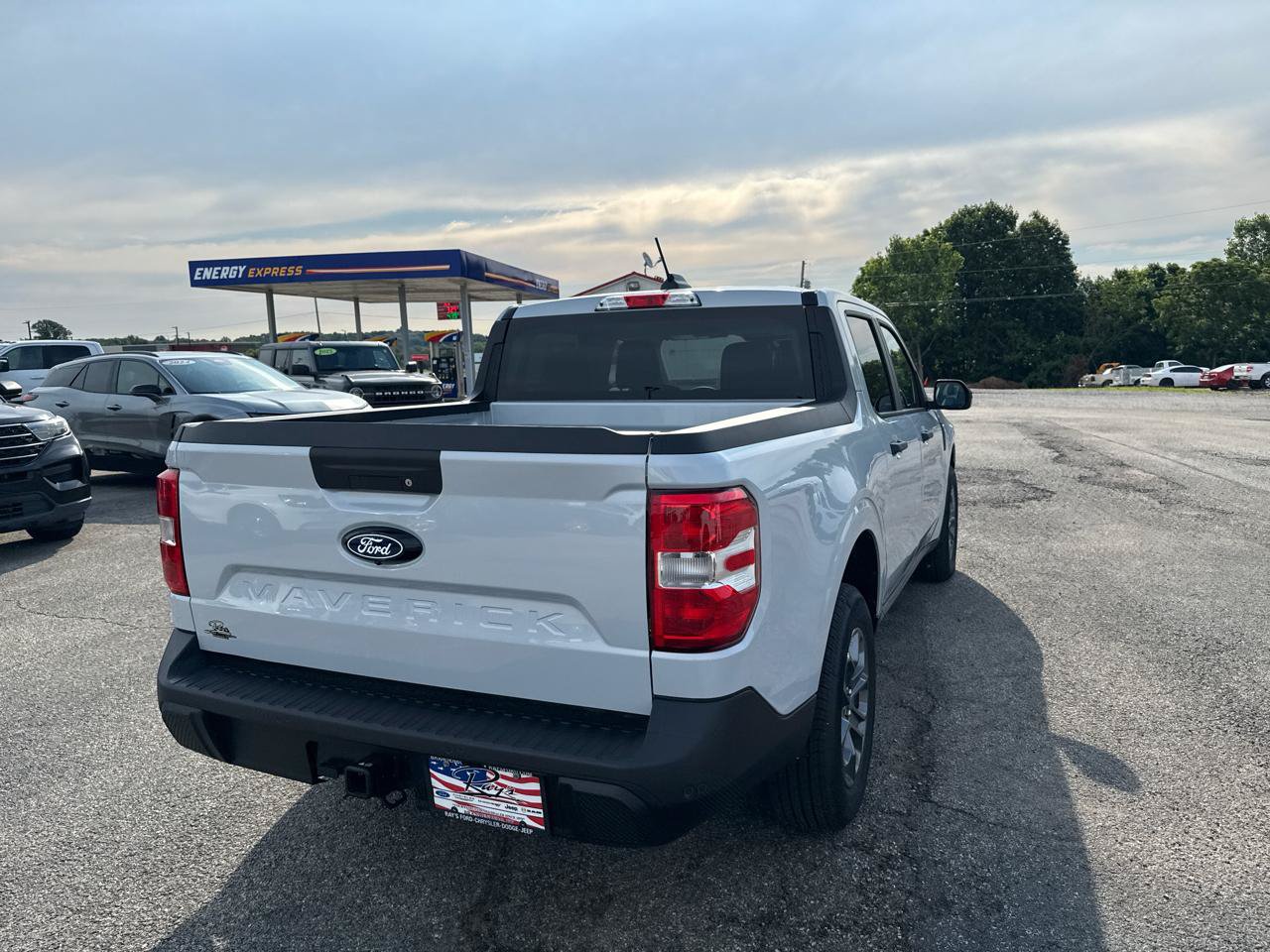 New 2026 Ford Maverick XLT w/ XLT Luxury Package FWD image 7