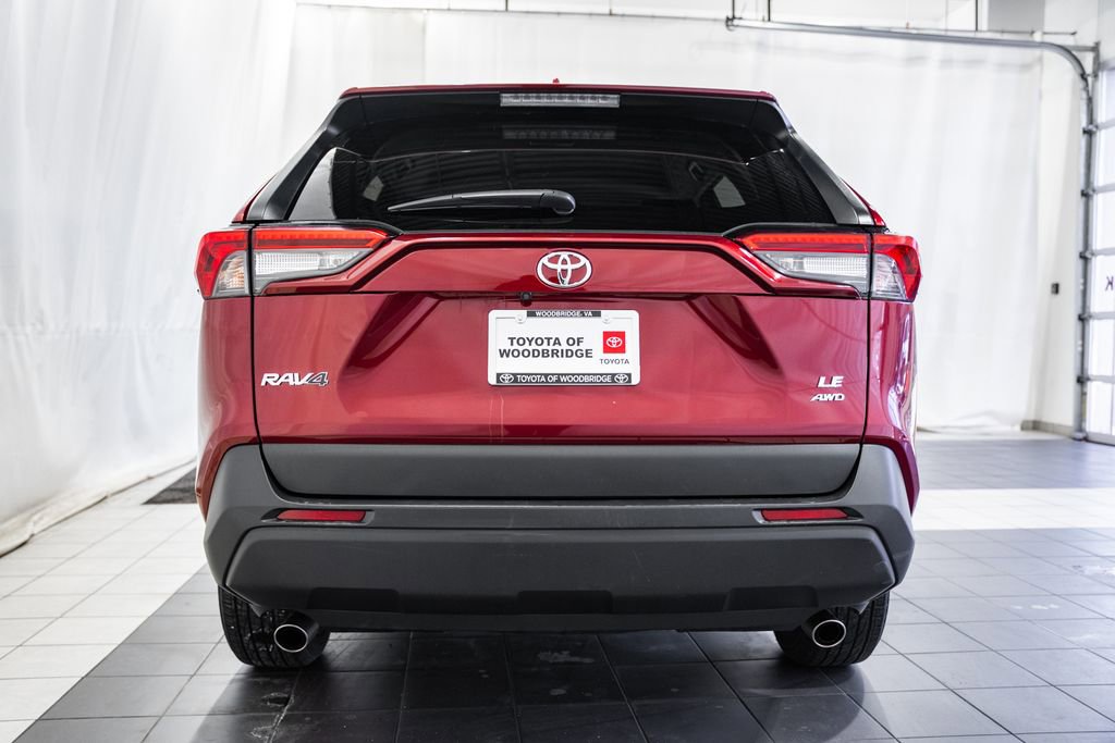 Used 2024 Toyota RAV4 LE image 5