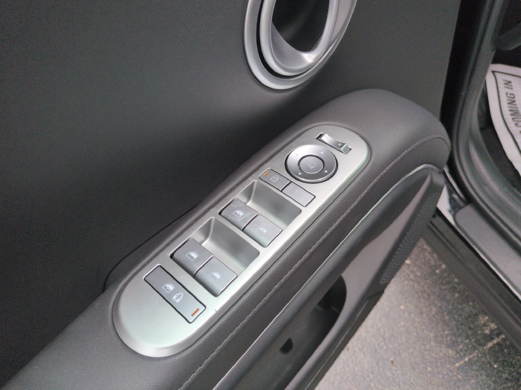 Used 2026 Hyundai Palisade SEL FWD image 11