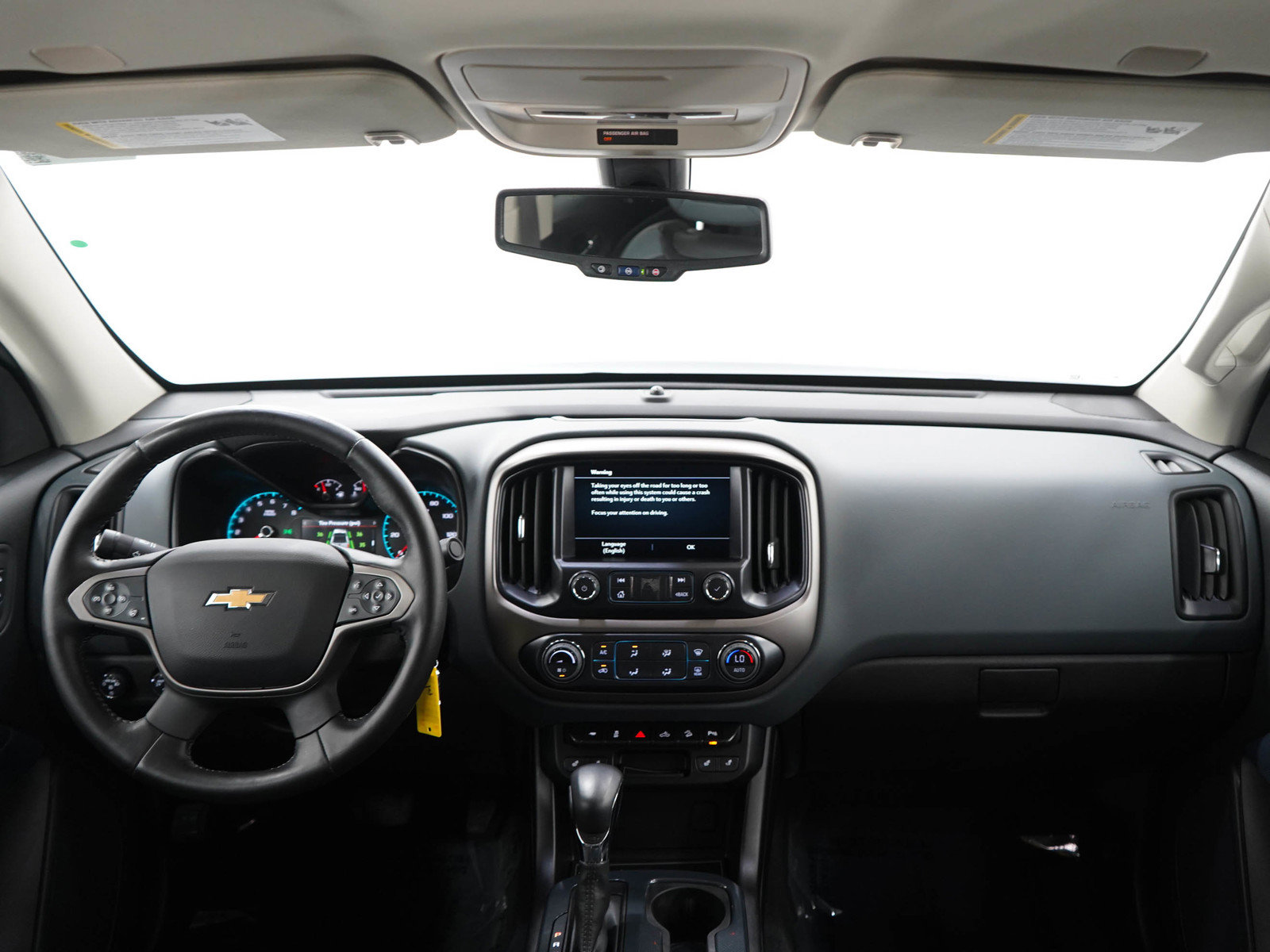 Used 2022 Chevrolet Colorado Z71 AWD/4WD image 13