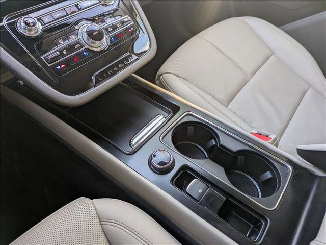 Used 2022 Lincoln Corsair Reserve w/ Luxury Package image 12