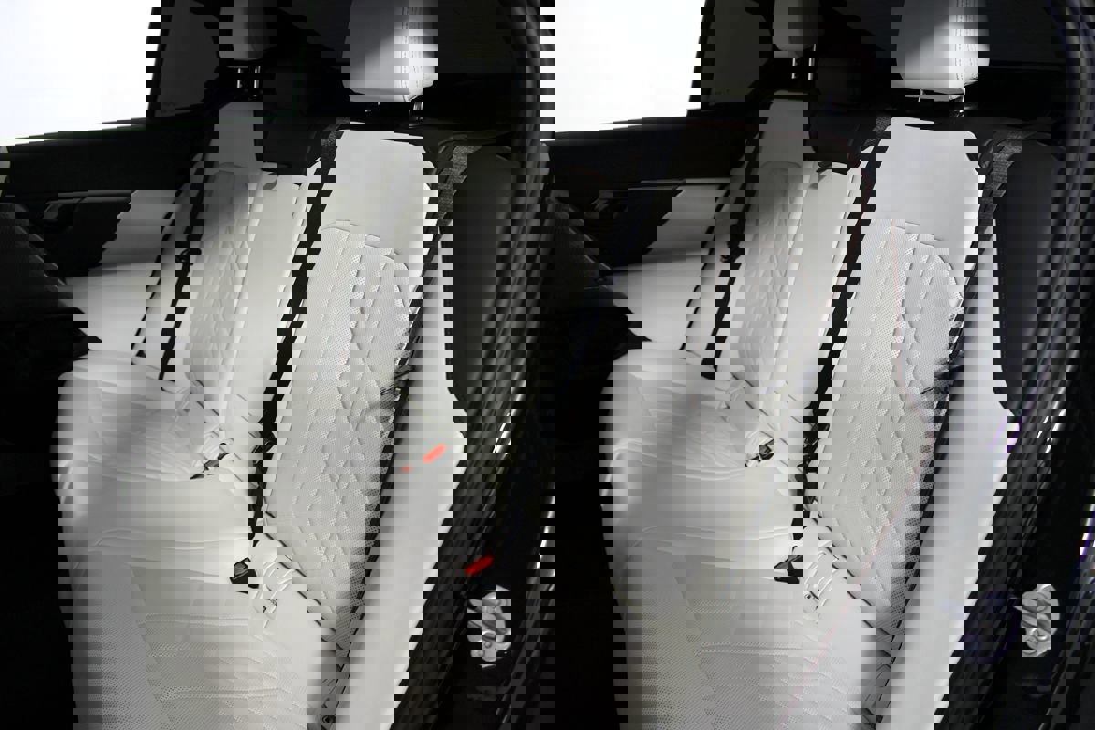 Used 2024 BMW 530i w/ M Sport Package image 34