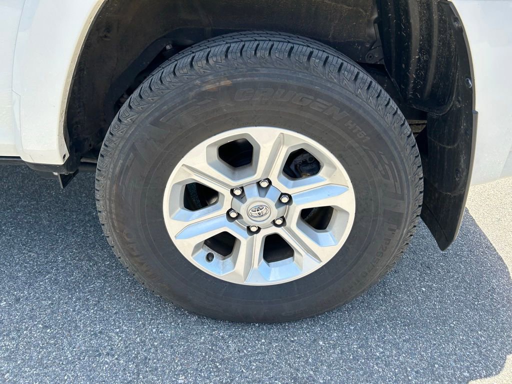 Used 2024 Toyota 4Runner SR5 RWD image 9