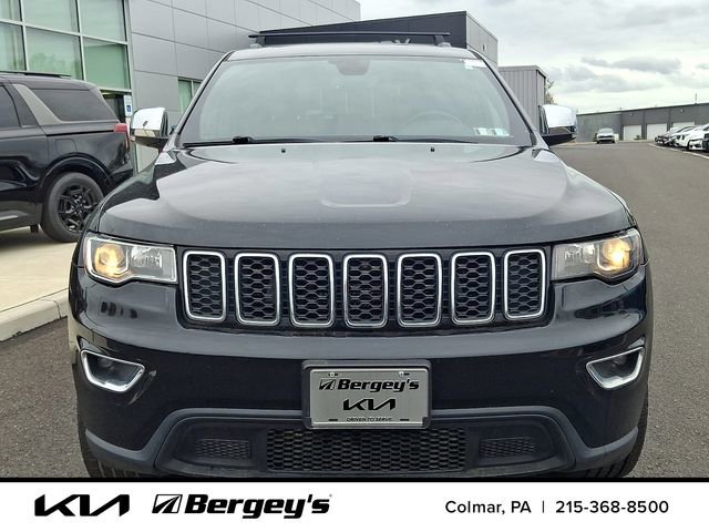 Used 2020 Jeep Grand Cherokee Limited AWD/4WD image 2