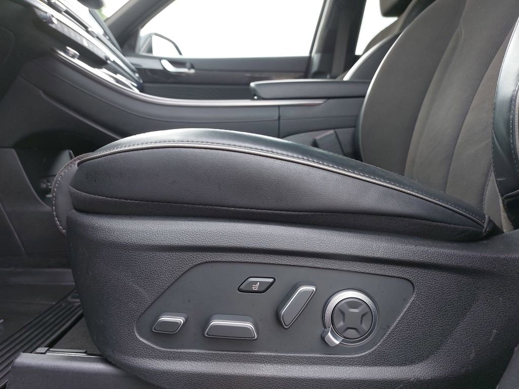 Used 2025 Hyundai Palisade Calligraphy AWD/4WD image 29