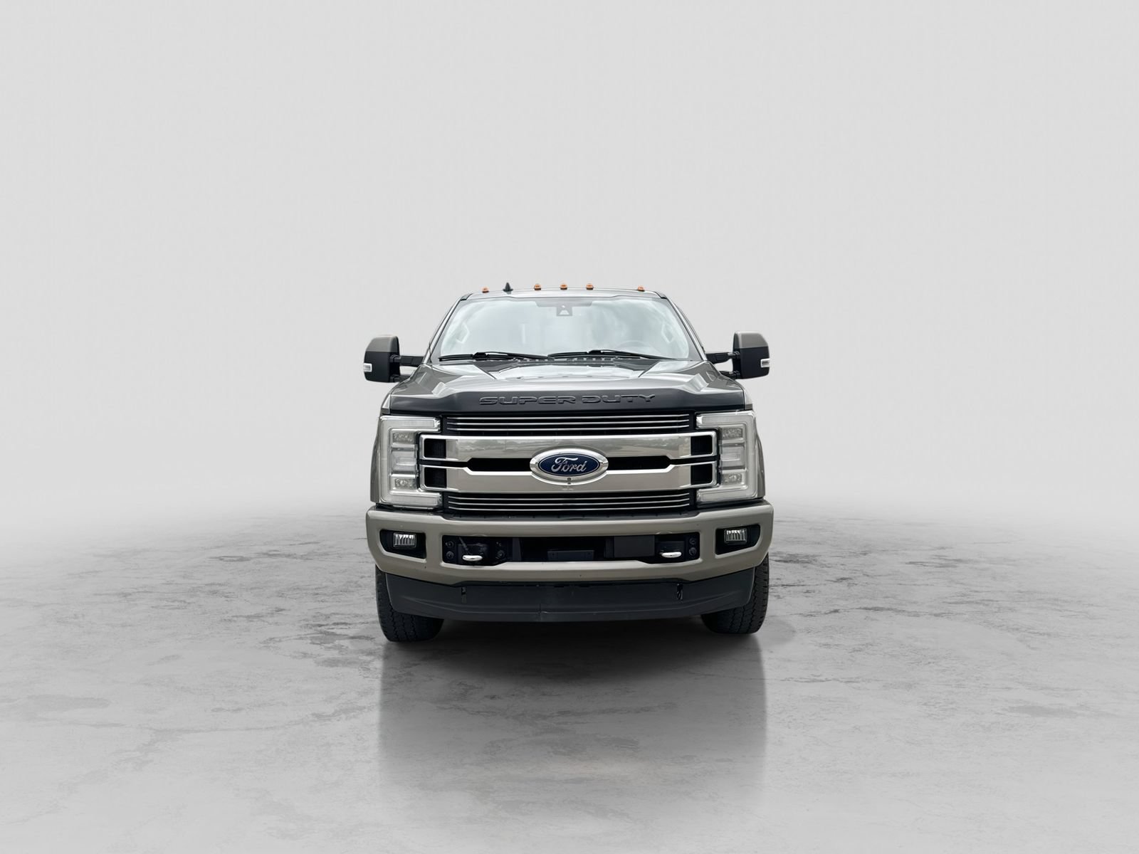 Used 2019 Ford F350 Limited AWD/4WD image 12