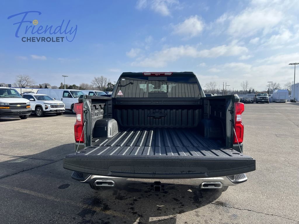New 2026 Chevrolet Silverado 1500 LTZ w/ Technology Package AWD/4WD image 11