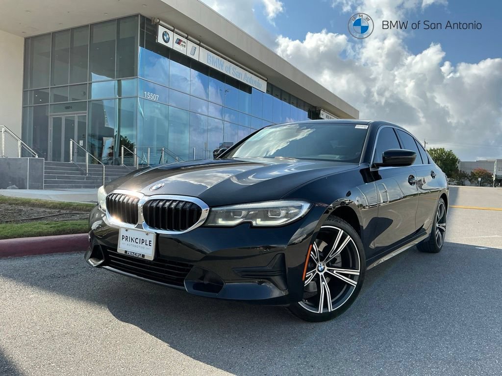 Used 2022 BMW 330i Sedan w/ Convenience Package RWD image 1