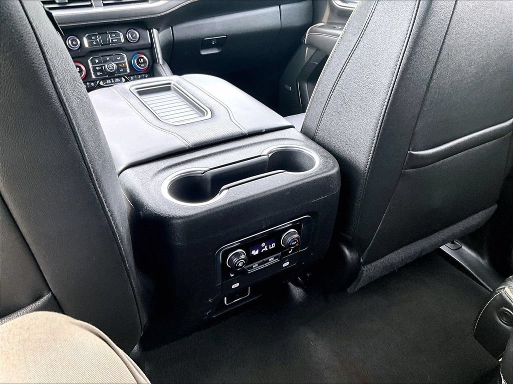 Used 2021 Chevrolet Suburban Premier AWD/4WD image 29