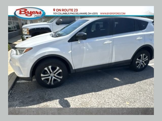 Used 2018 Toyota RAV4 LE AWD/4WD image 1