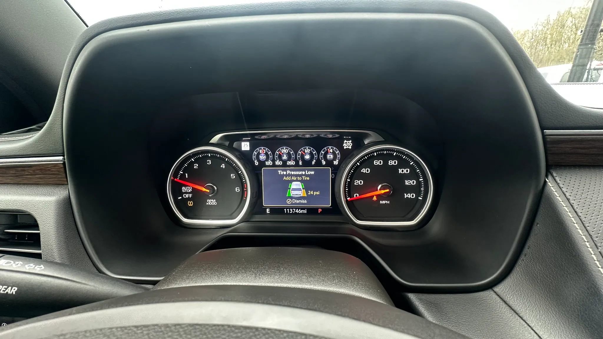 Used 2021 Chevrolet Tahoe Premier w/ Premium Package AWD/4WD image 13