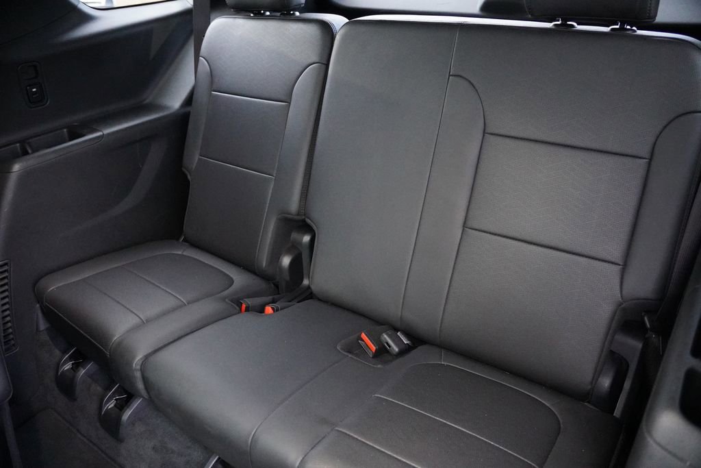 Certified 2023 Chevrolet Traverse High Country image 19