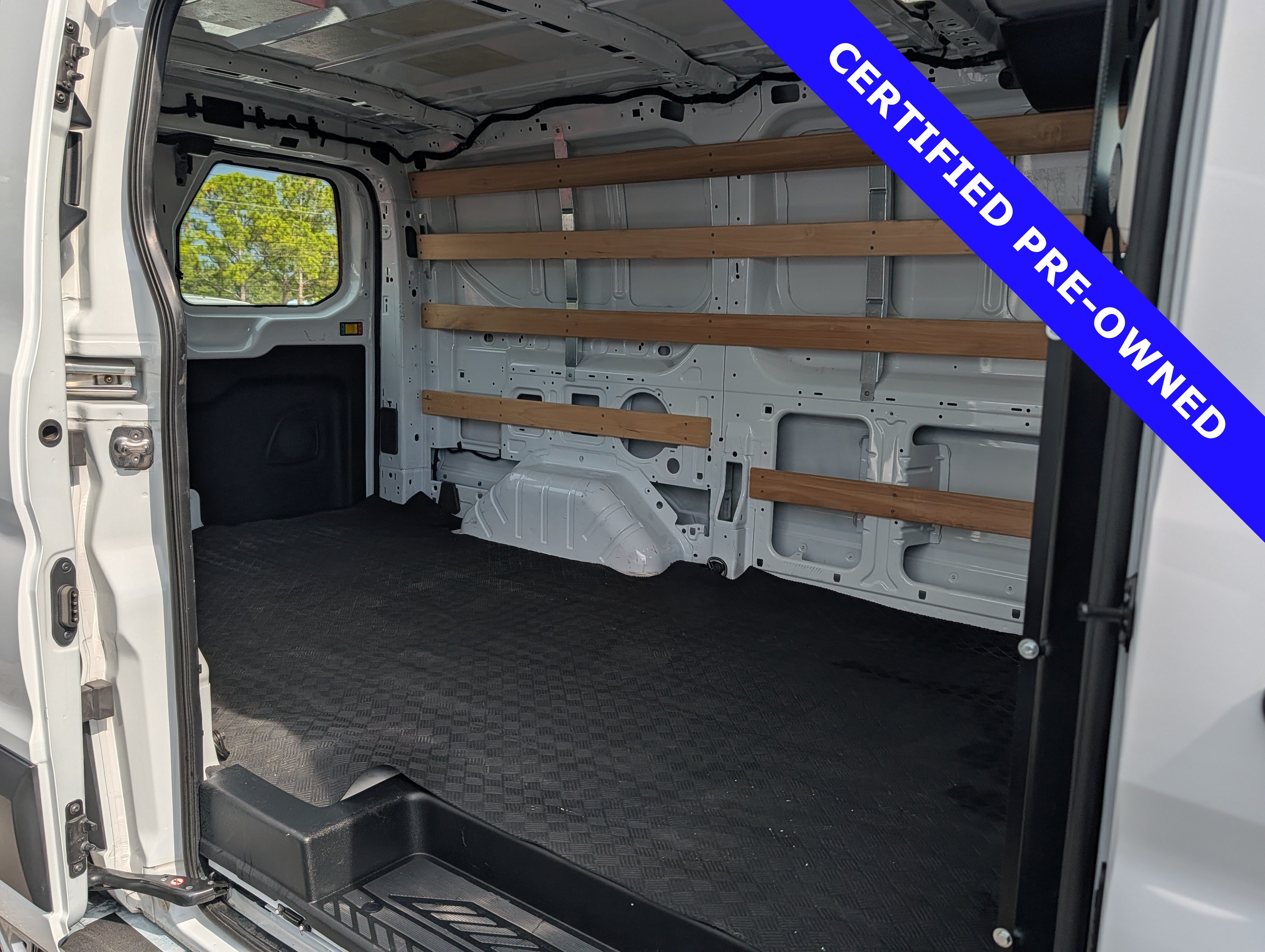 Certified 2025 Ford Transit 250 Low Roof w/ Exterior Upgrade Package RWD image 14