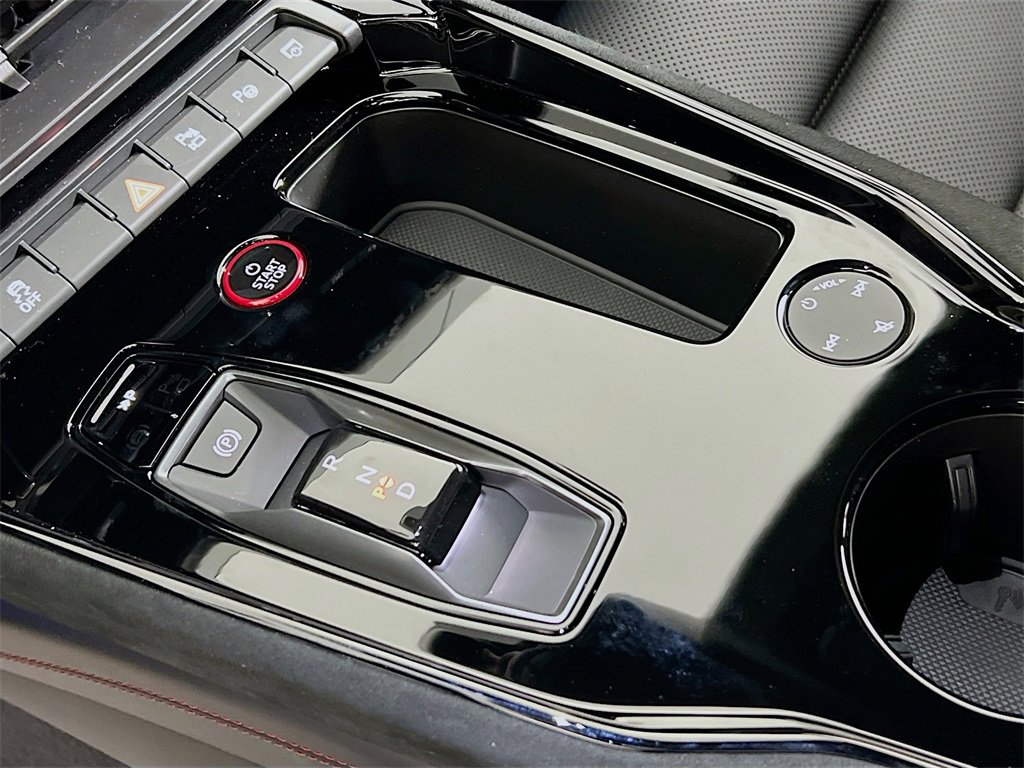 New 2026 Audi RS e-tron GT performance image 17