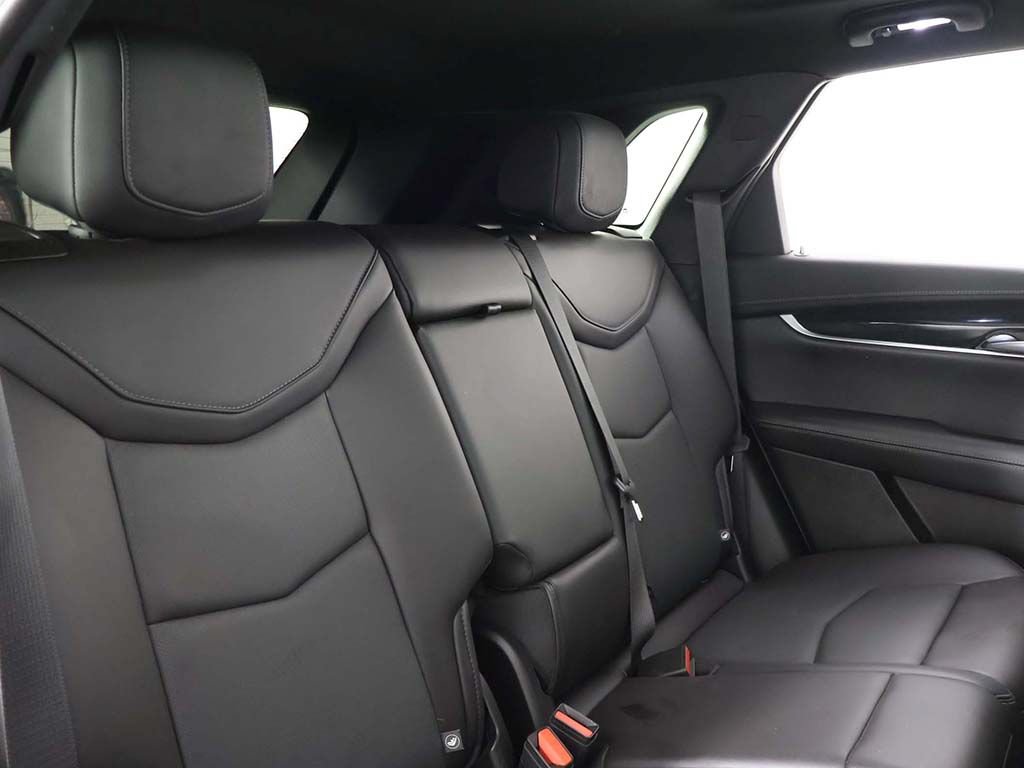 Used 2023 Cadillac XT5 Premium Luxury AWD/4WD image 33