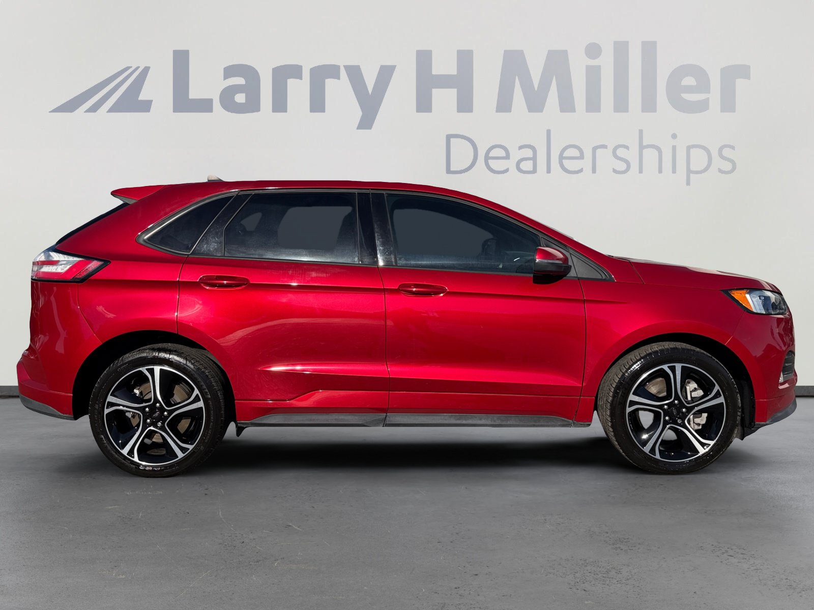 Used 2023 Ford Edge ST AWD/4WD image 6