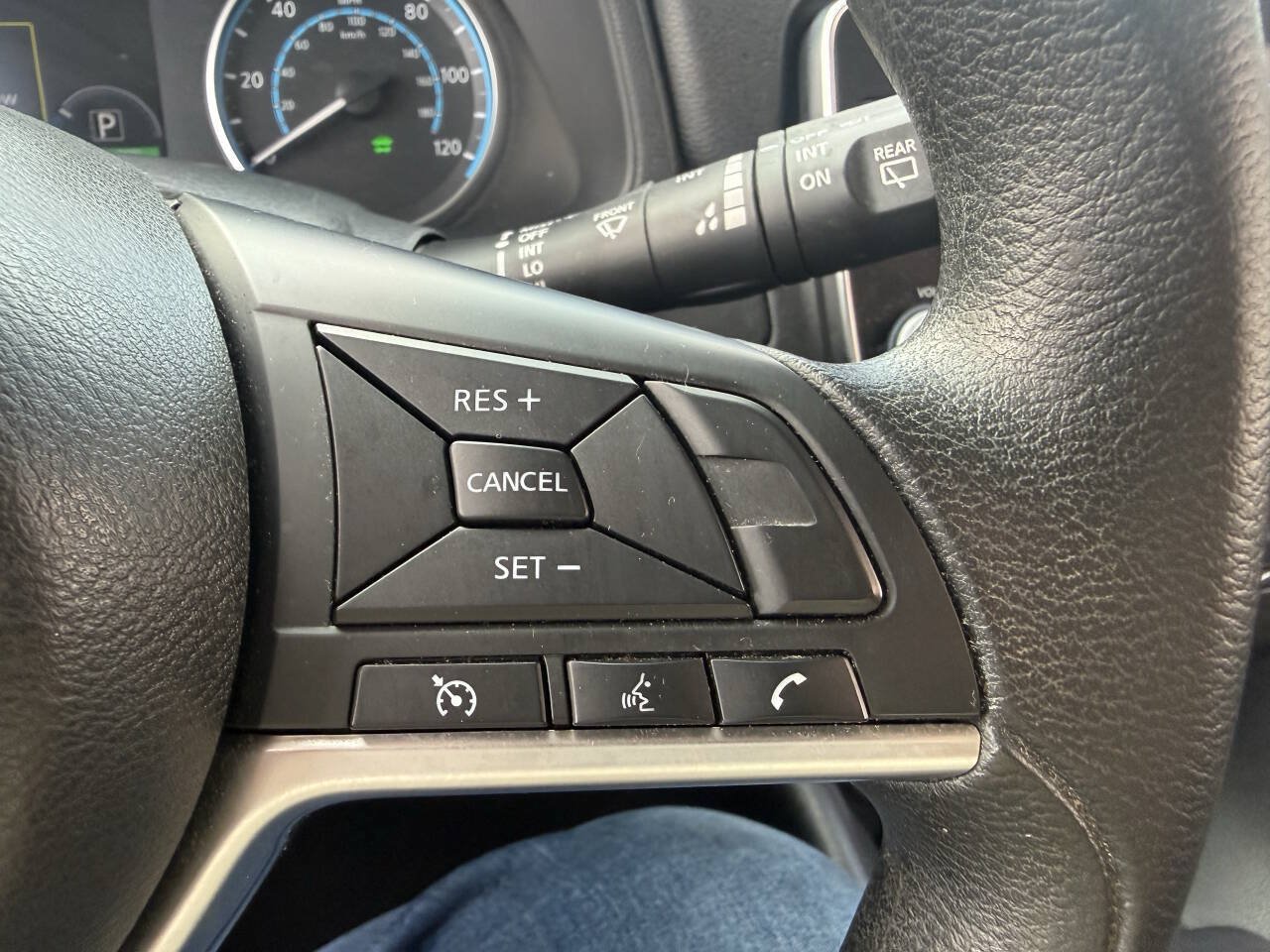 Used 2022 Nissan Leaf S FWD image 26