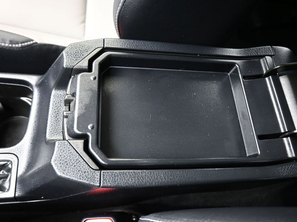 Used 2018 Toyota RAV4 Limited image 25