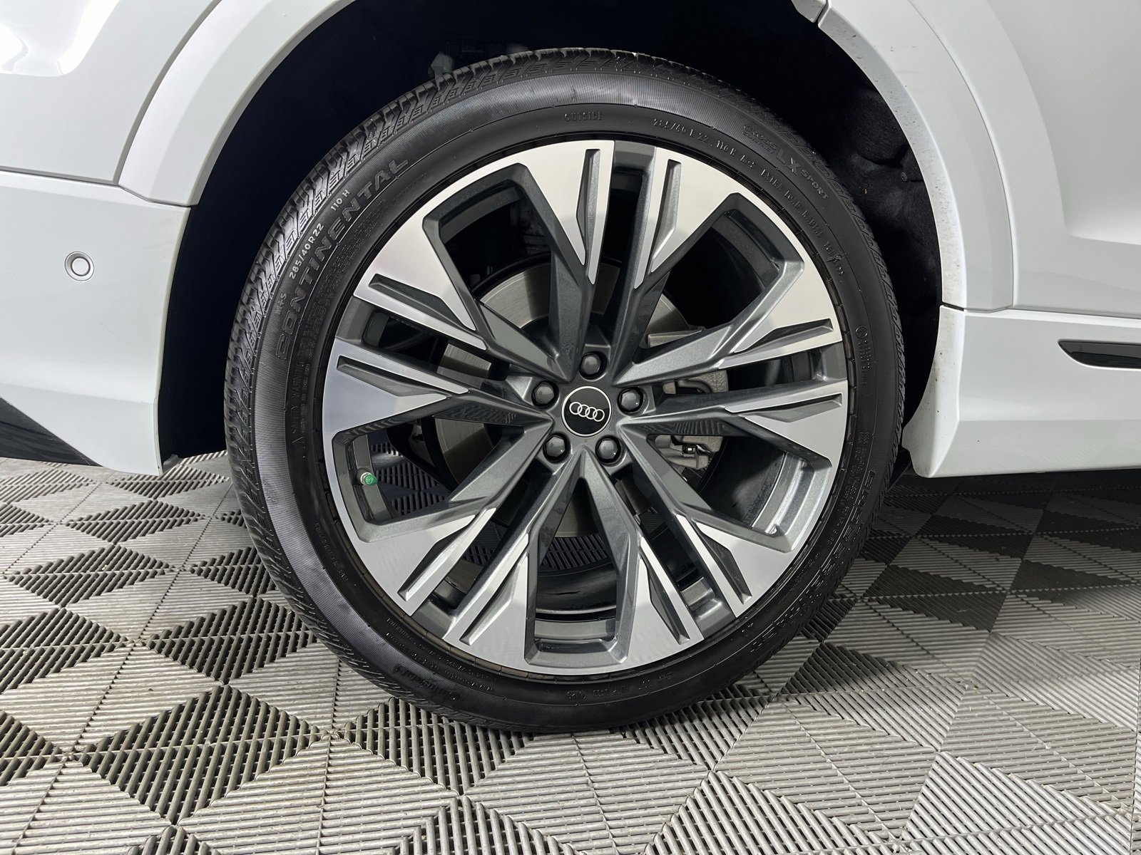 Certified 2025 Audi Q8 Premium Plus w/ Premium Plus Package image 16