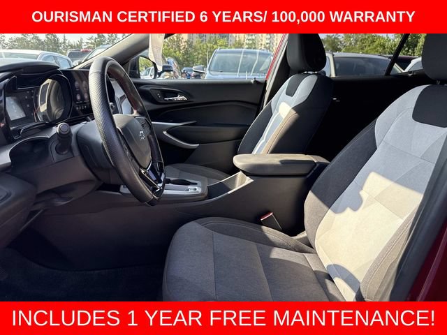 Used 2024 Chevrolet Trax RS FWD image 20