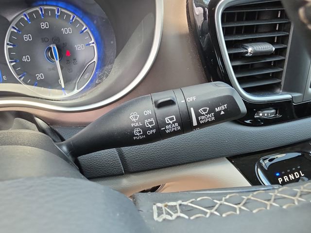 Used 2023 Chrysler Voyager LX FWD image 21
