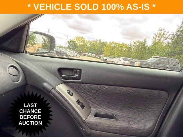 Used 2007 Pontiac Vibe w/ Sun And Sound Package FWD image 24