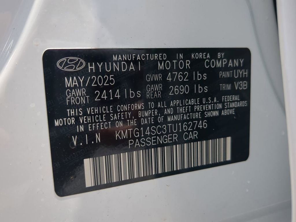 Used 2026 Genesis G70 2.5T RWD image 28