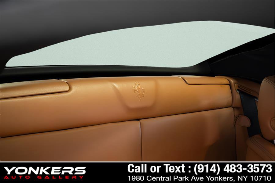 Used 2010 Ferrari California RWD image 39