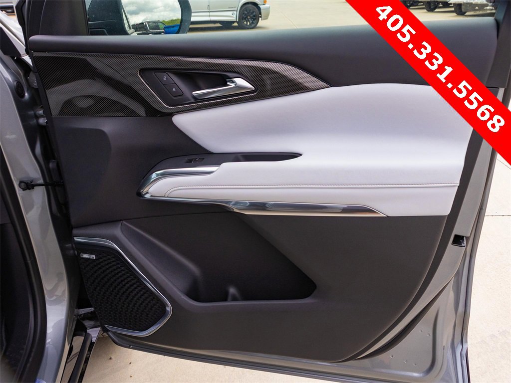 New 2025 Chevrolet Traverse High Country image 15