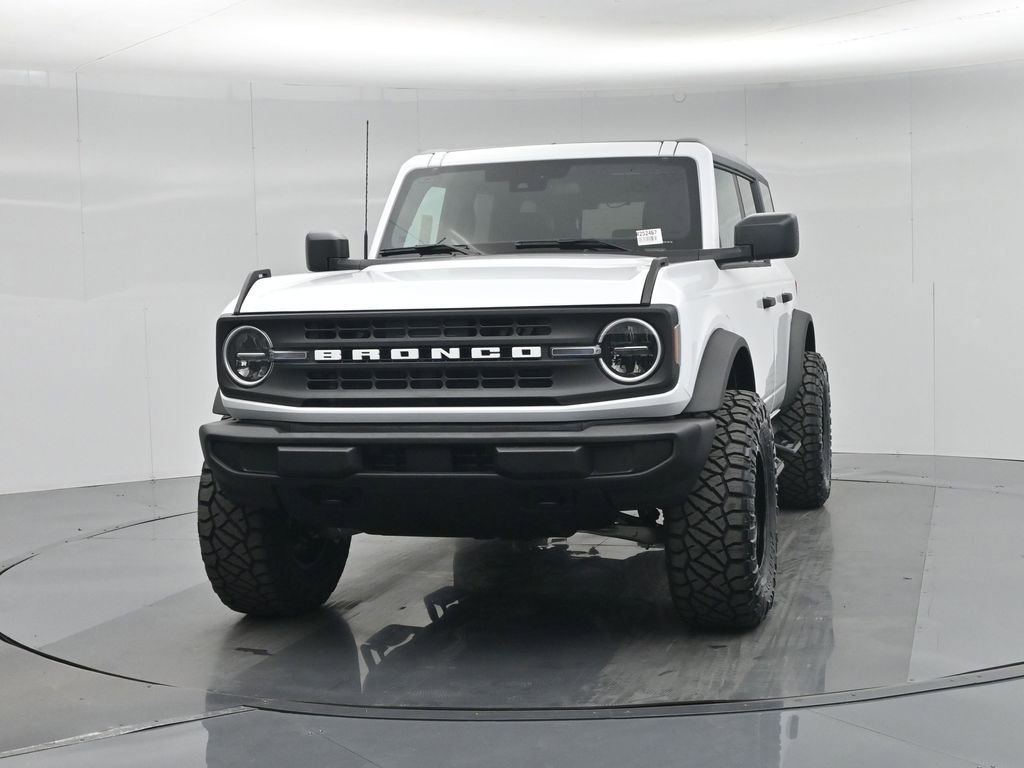 New 2025 Ford Bronco Base image 54