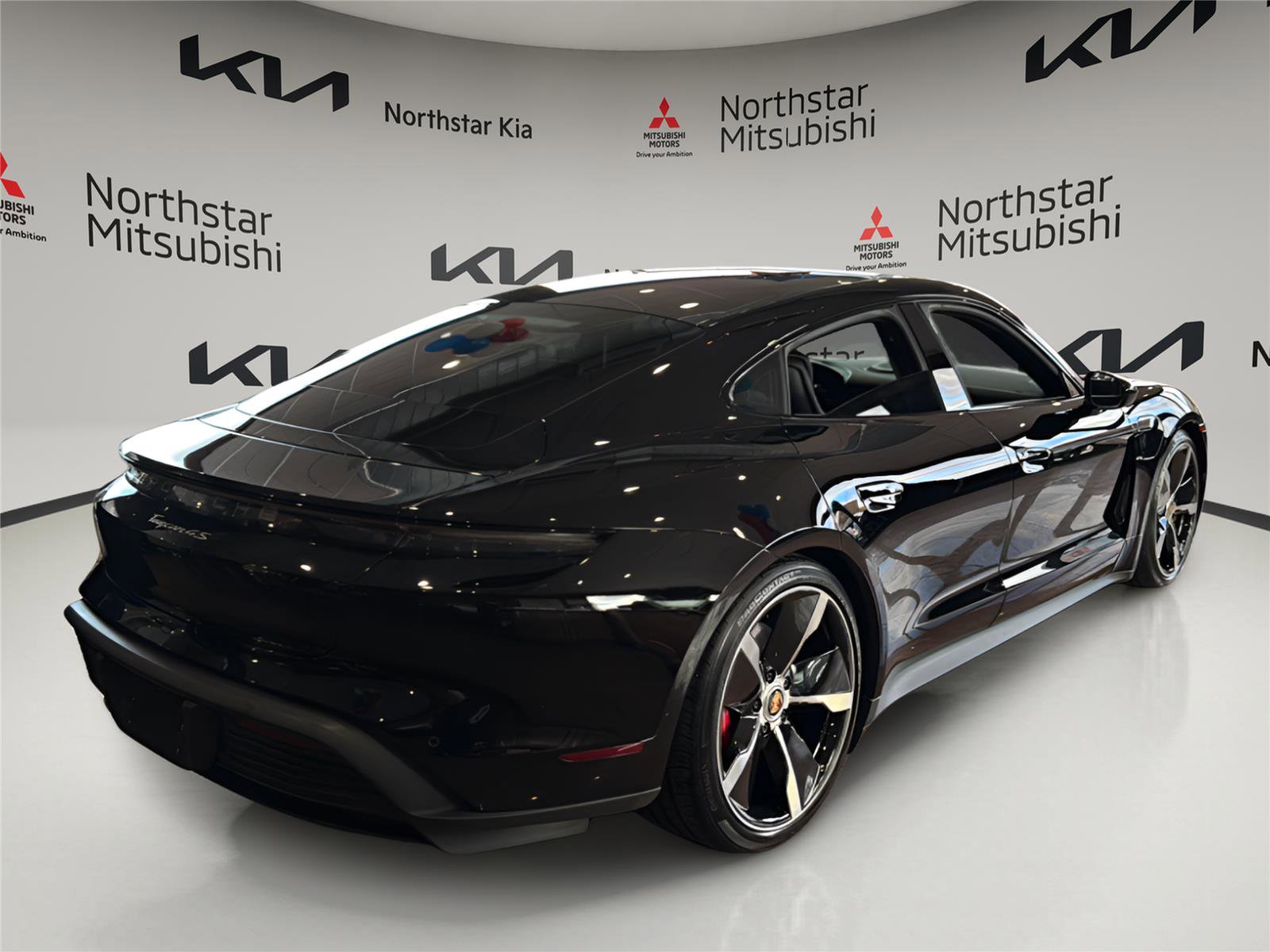 Used 2021 Porsche Taycan 4S AWD/4WD image 3