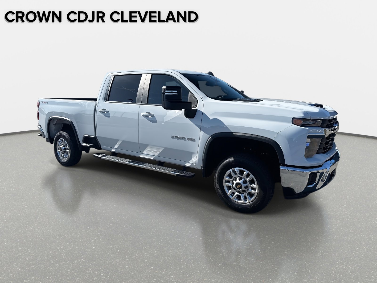 Used 2025 Chevrolet Silverado 2500 LT w/ Convenience Package AWD/4WD image 2
