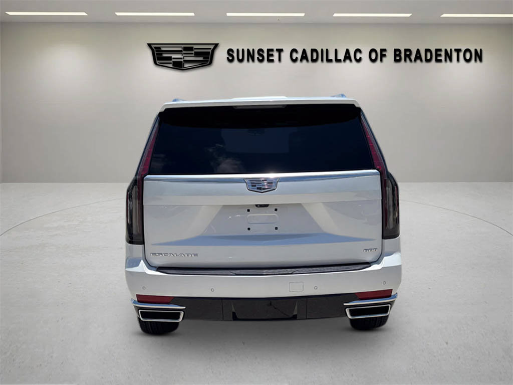 Used 2021 Cadillac Escalade Premium Luxury w/ LPO, Radiant Package AWD/4WD image 4