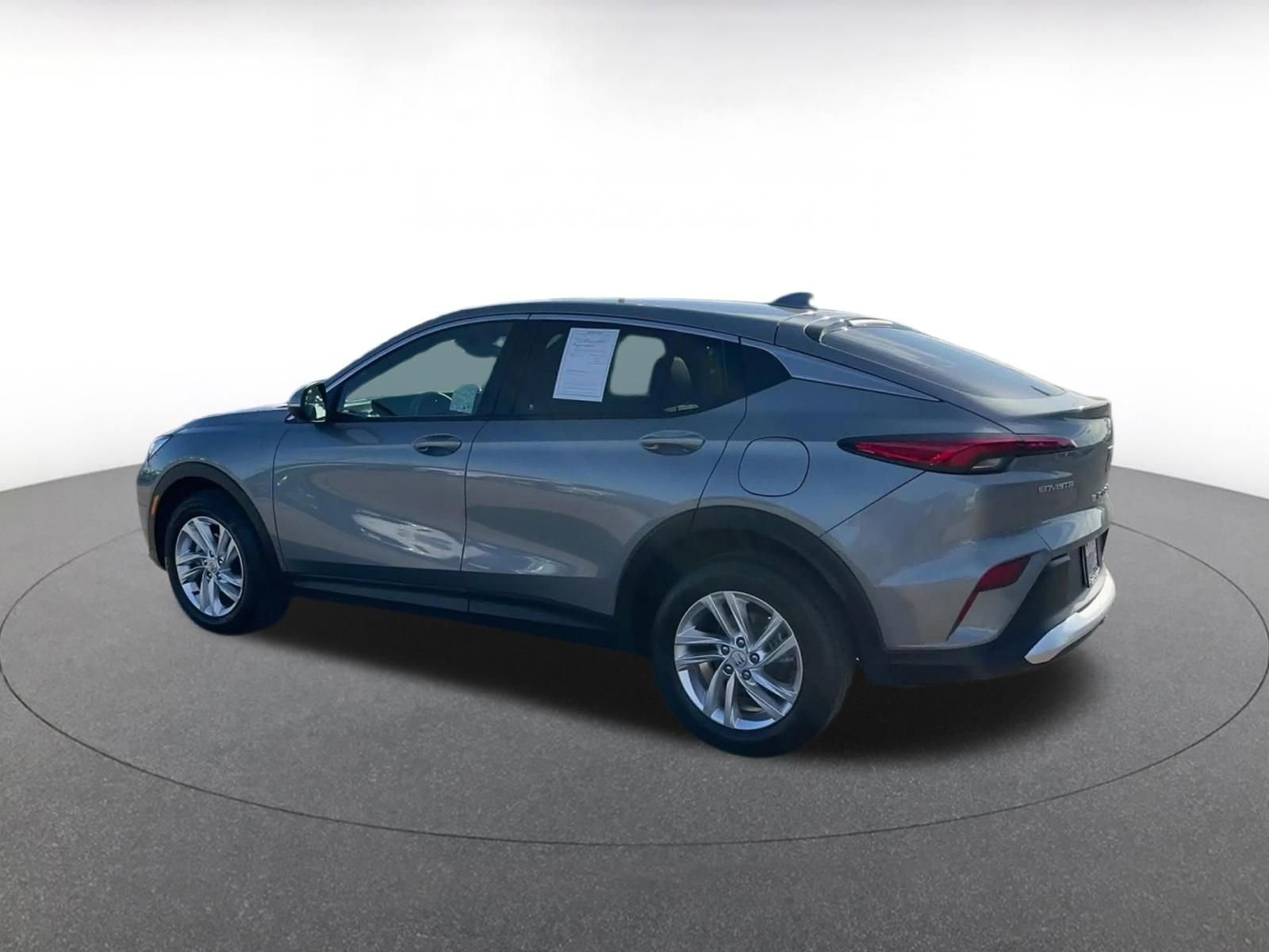 Used 2025 Buick Envista Preferred image 10