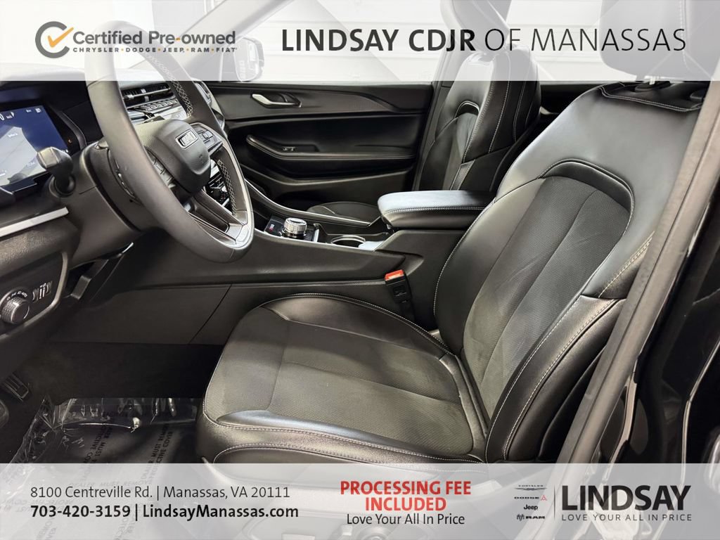 Used 2024 Jeep Grand Cherokee Altitude AWD/4WD image 20