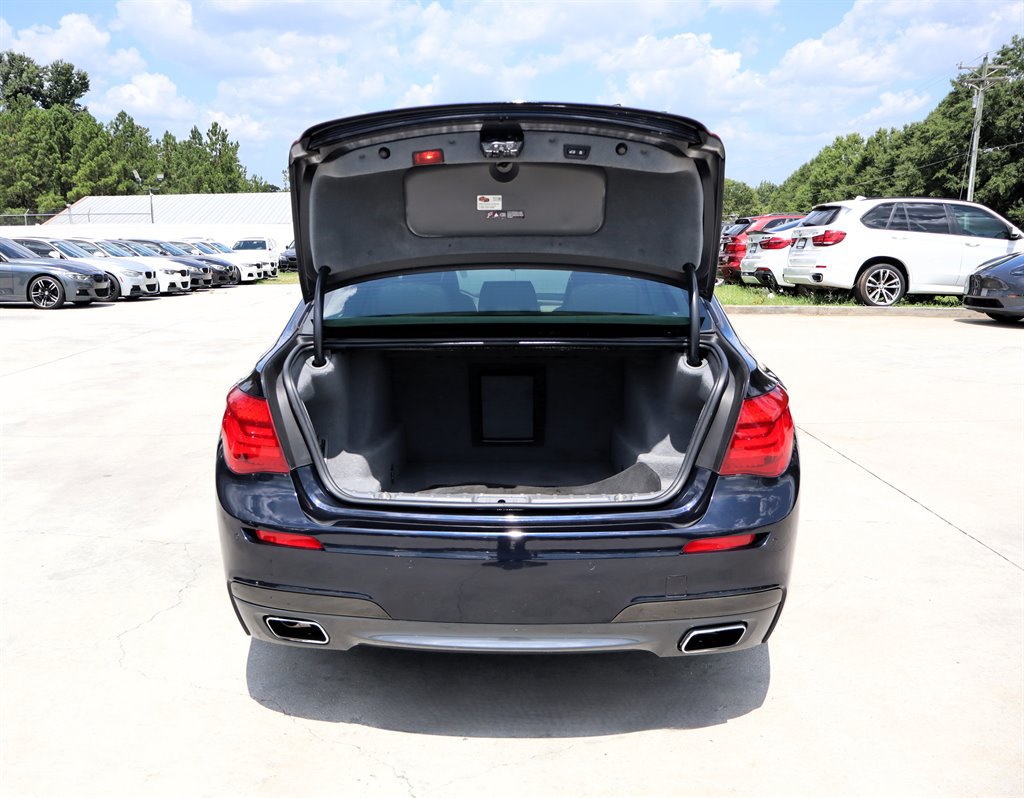Used 2013 BMW 750Li RWD image 45