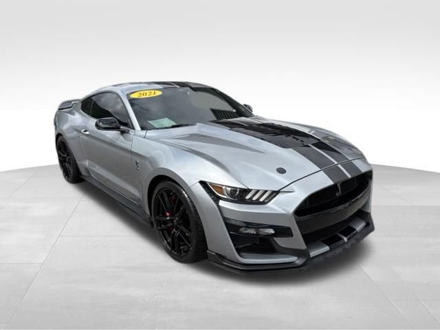 Used 2021 Ford Mustang Shelby GT500 w/ Technology Package RWD image 8