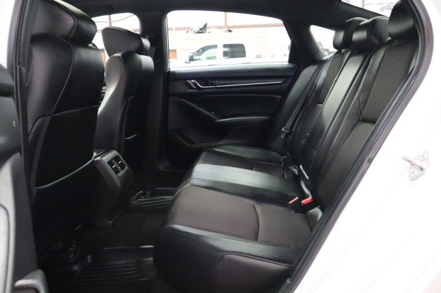 Used 2018 Honda Accord Sport image 10