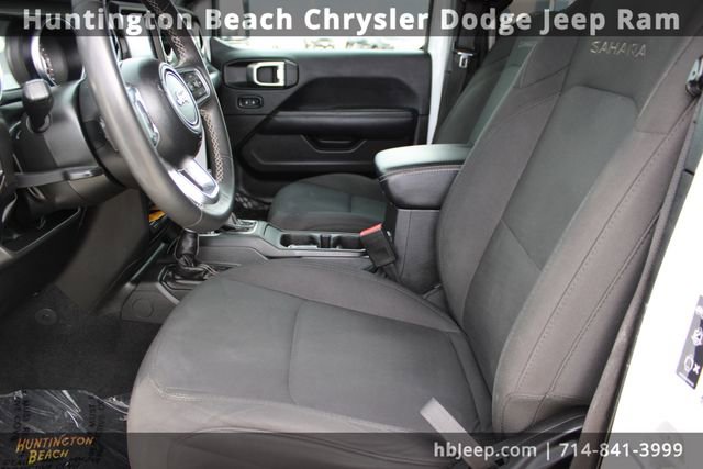 Used 2023 Jeep Wrangler Sahara image 32