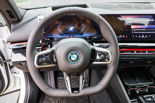 New 2026 BMW i5 eDrive40 image 13