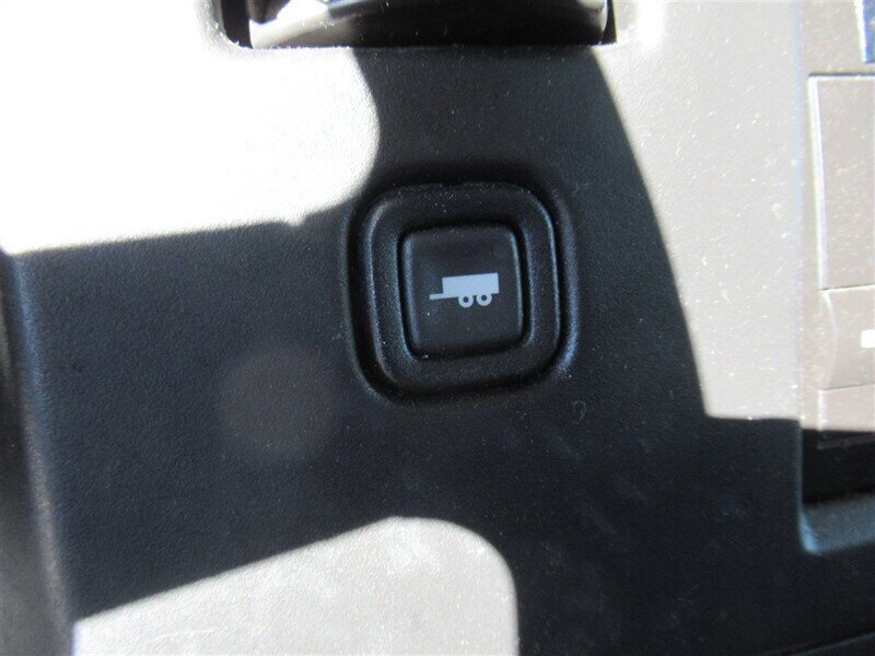 Used 2014 Chevrolet Express 2500 RWD image 23