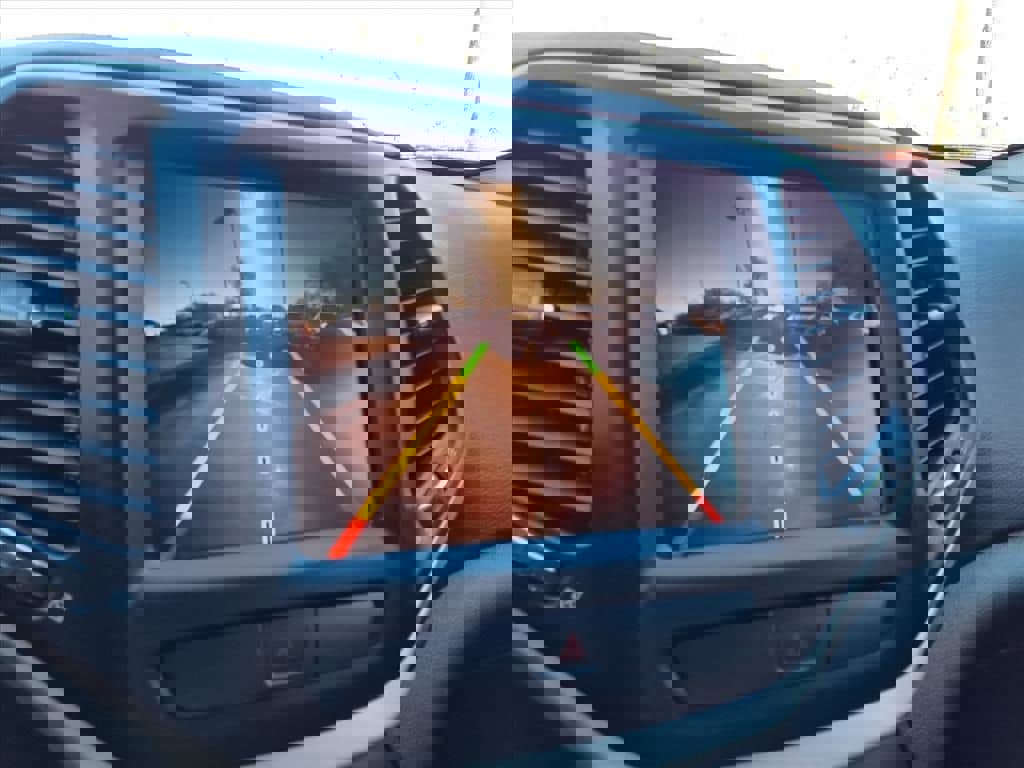 Used 2015 Jeep Cherokee Limited w/ Trailer Tow Group image 3