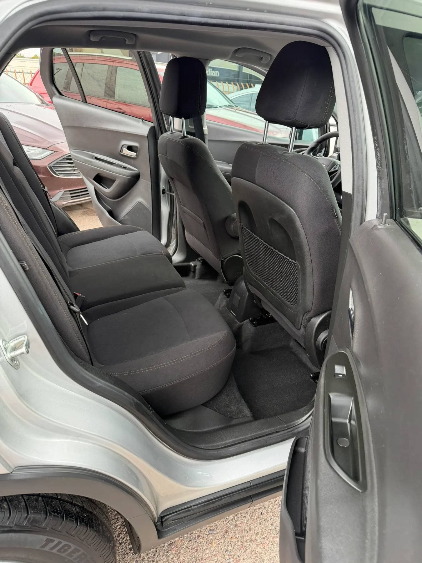 Used 2019 Chevrolet Trax LS w/ Tint and Cruise Package FWD image 11