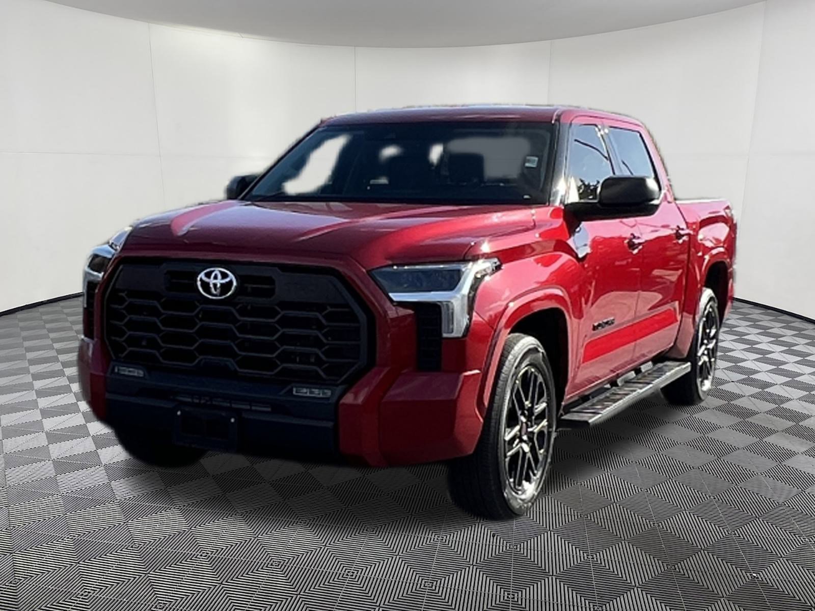Used 2022 Toyota Tundra SR5 image 3