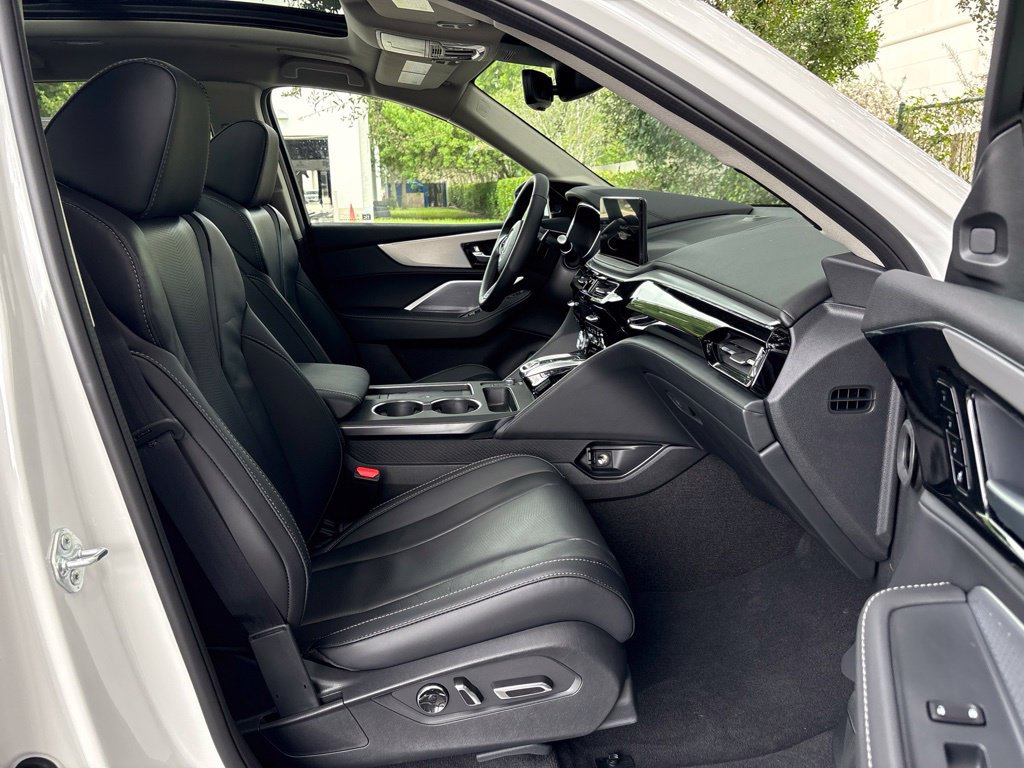 New 2026 Acura MDX w/ Technology Package FWD image 12
