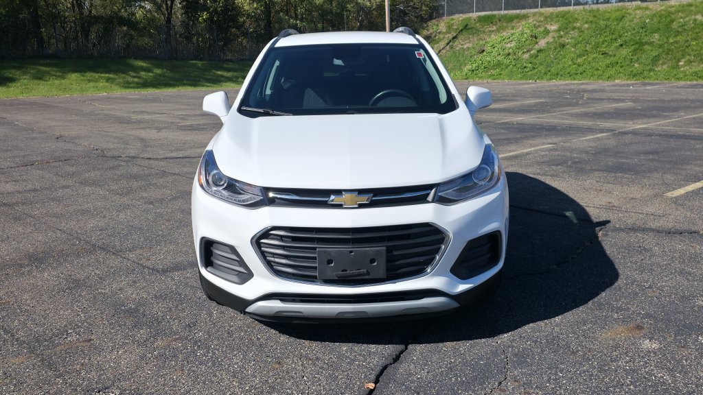 Used 2020 Chevrolet Trax LT w/ LT Convenience Package FWD image 4