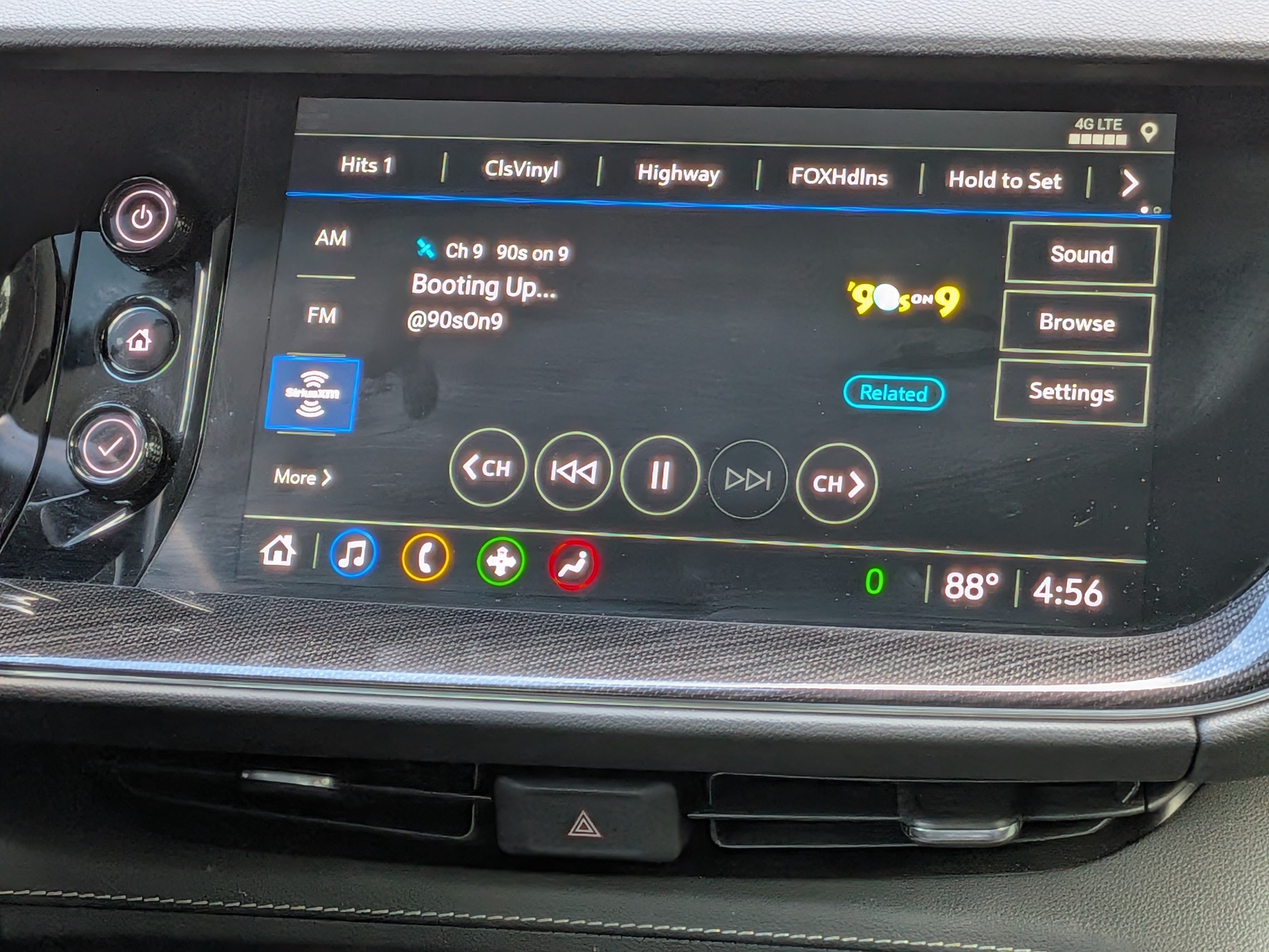 Certified 2023 Buick Envision Essence FWD image 19