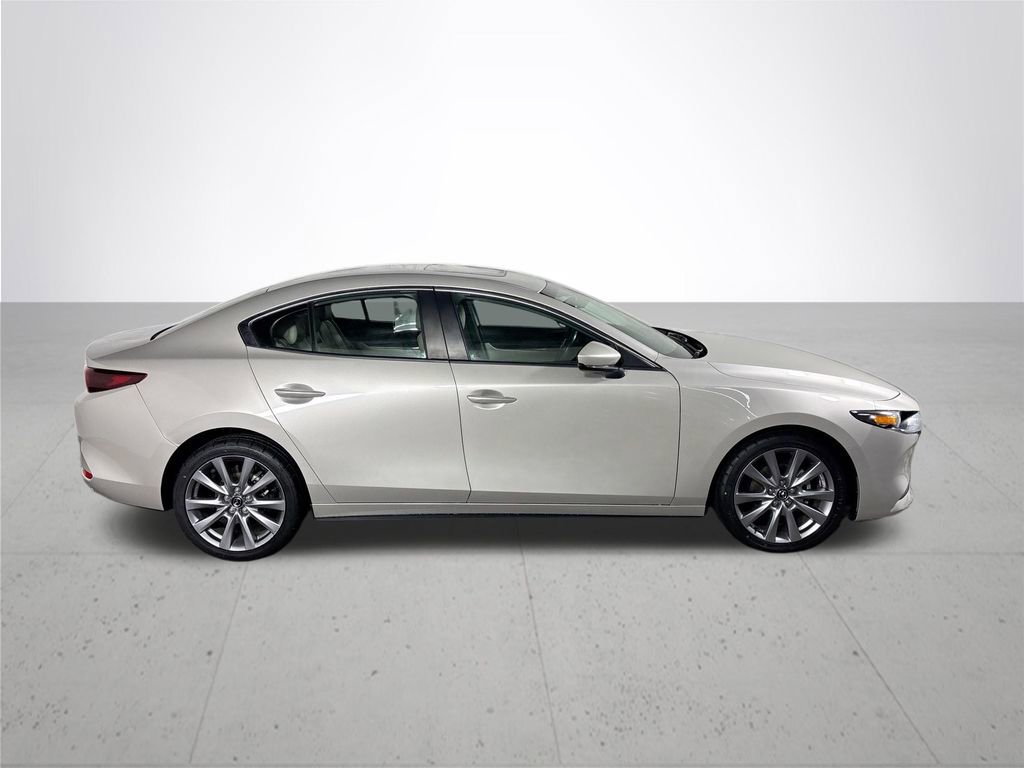 Used 2022 MAZDA MAZDA3 s image 5