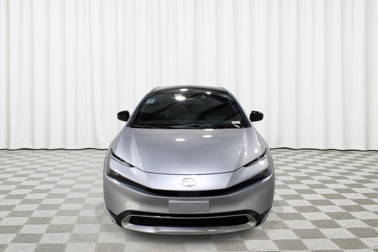 Used 2026 Toyota Prius Plug-In Hybrid w/ Limited Premium Package FWD image 8