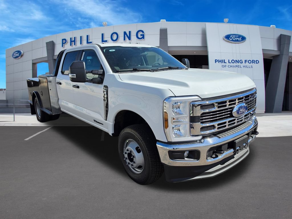 New 2026 Ford F350 XL w/ XL Chrome Package AWD/4WD image 4